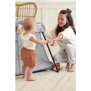 BabyBjörn Travel Crib Light Bundle