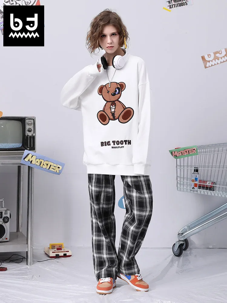 Bear doll monogram embroidered rotund sleeve ribbed cotton hoodie