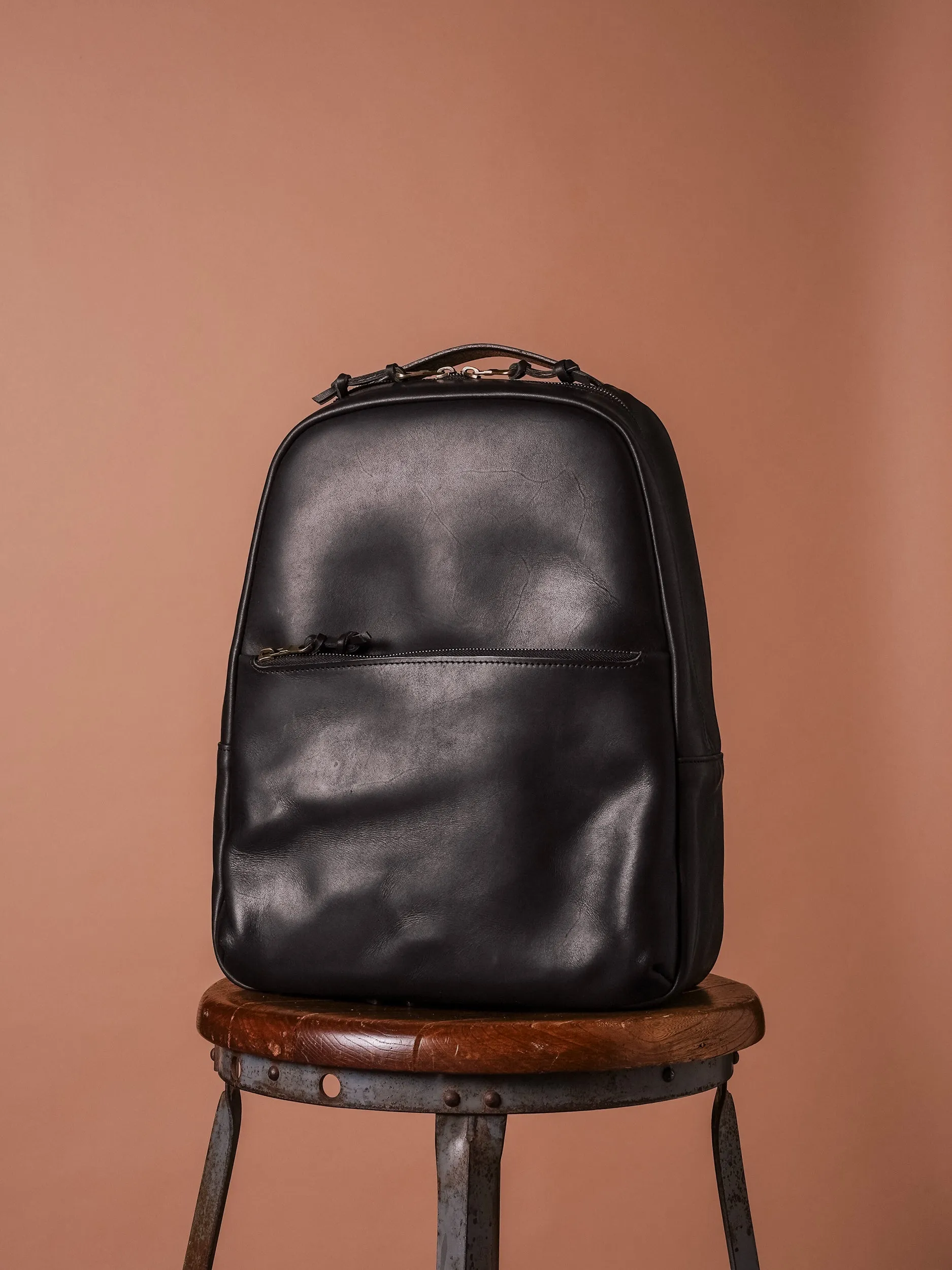 Daypack - Horween Black Essex